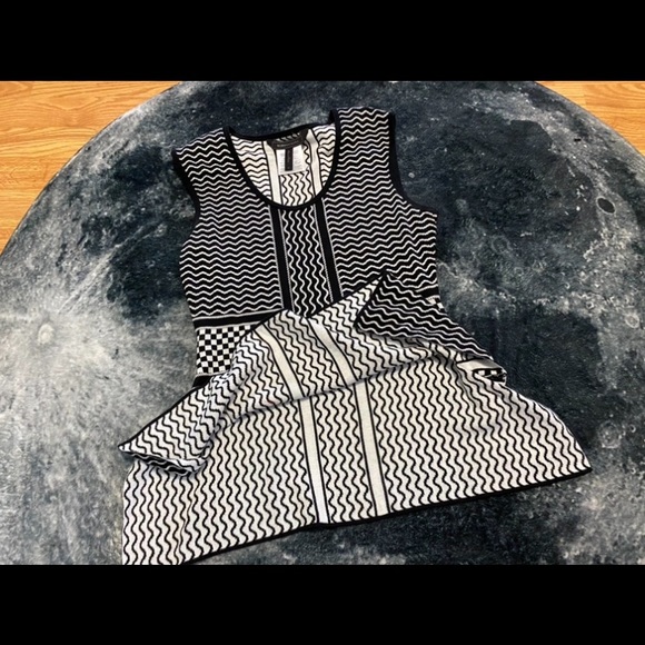 🔻SALE🔻BCBGMAXAZRIA🔹NEW CONDITION - Picture 7 of 10